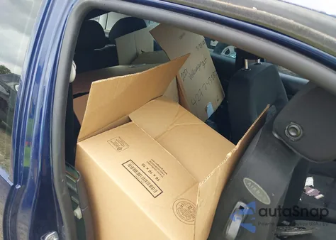 2001 Volkswagen Golf Gl из США, поврежденный, VIN WVWBS21J81W071208